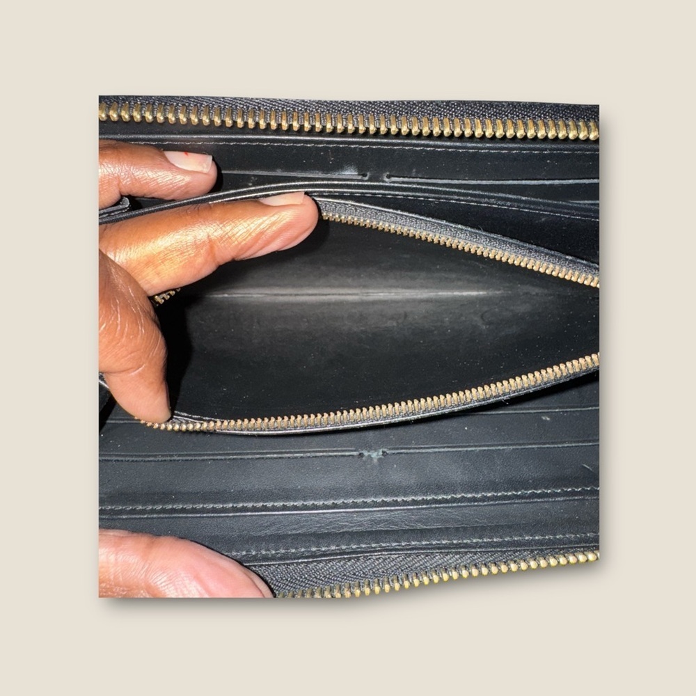 LOUIS VUITTON Monogram Vernis Nicolas Ghesquire Zippy Wallet - color transfer - Picture 5 of 9